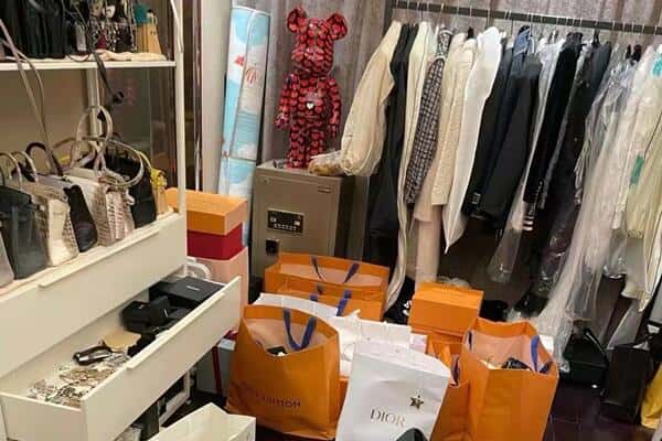 徐州鼓楼区回收一线品牌衣服